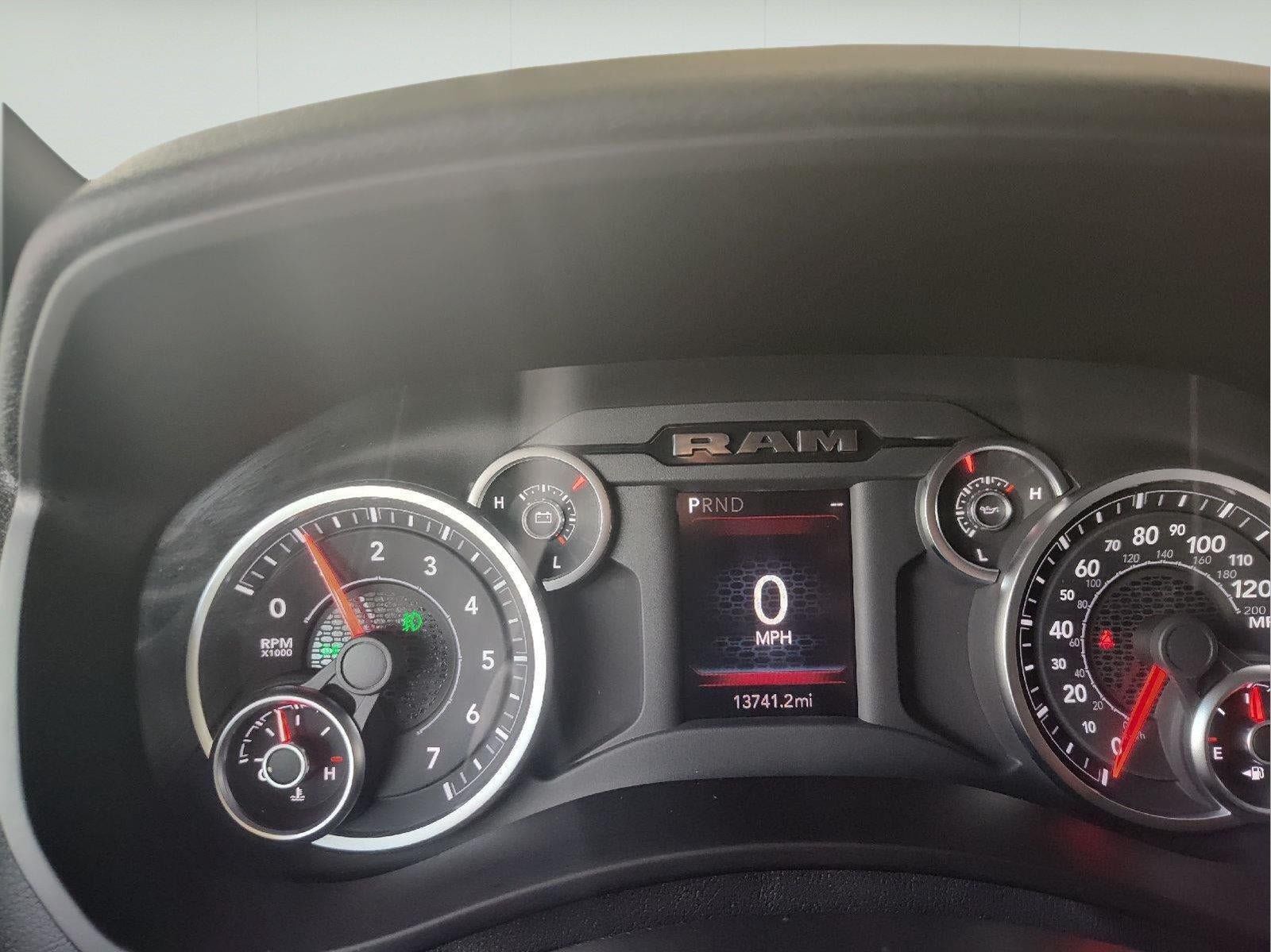 Used 2025 RAM 2500 Big Horn AWD/4WD image 12