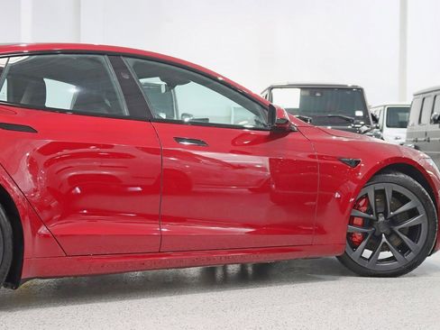 Used 2025 Tesla Model S Plaid image 11