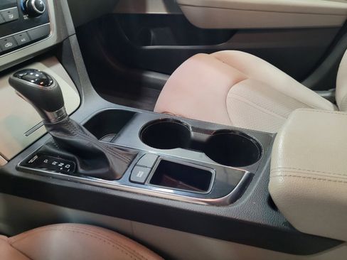 Used 2016 Hyundai Sonata Sport FWD image 26