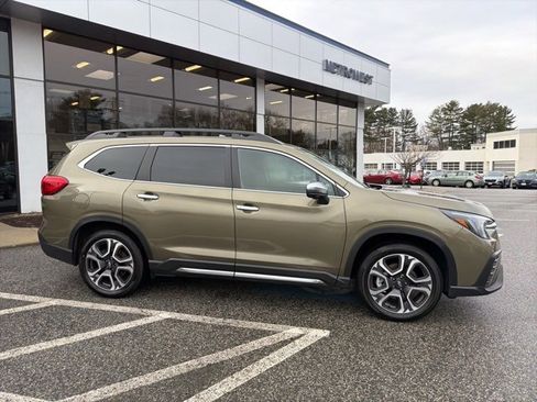 Used 2023 Subaru Ascent Touring image 10