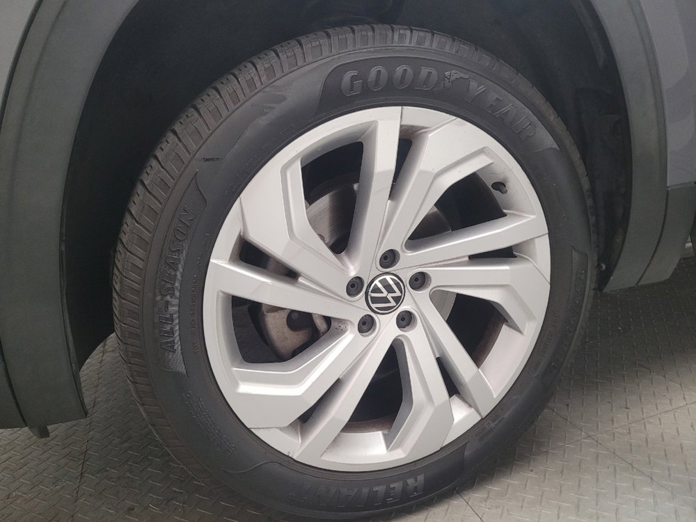 Used 2020 Volkswagen Atlas Cross Sport SEL AWD/4WD image 31