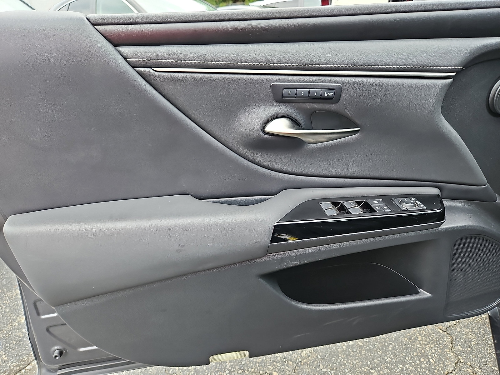 Used 2022 Lexus ES 350 w/ Premium Package FWD image 13