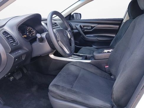 Used 2015 Nissan Altima 2.5 S w/ Special Edition Package FWD image 19