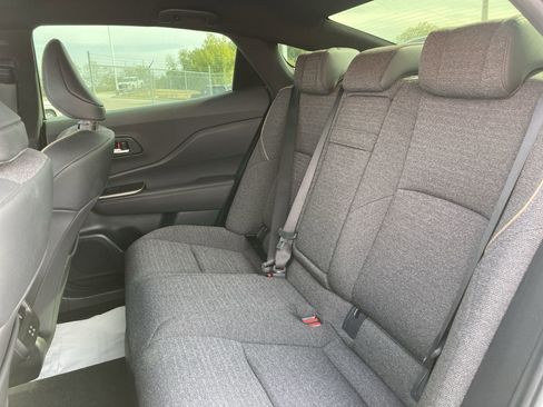 Used 2023 Toyota Crown XLE image 27