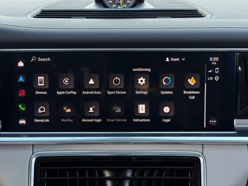 Used 2023 Porsche Panamera 4S w/ Sportdesign Package image 30