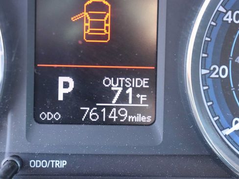Used 2019 Toyota Corolla LE FWD image 11