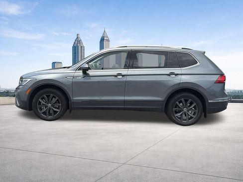 Used 2022 Volkswagen Tiguan SE FWD image 21