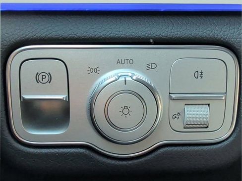 Used 2025 Mercedes-Benz GLS 450 GLS 450 image 32