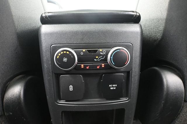Used 2020 Ford Explorer Limited AWD/4WD image 35