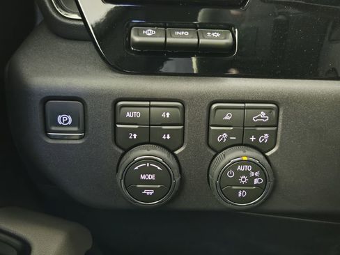 New 2026 Chevrolet Silverado 1500 ZR2 AWD/4WD image 22
