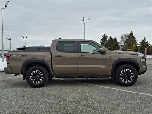 Used 2022 Nissan Frontier PRO-4X w/ Off-Road Protection Package image 10