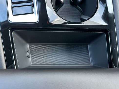 New 2026 Volkswagen Atlas SE FWD image 27