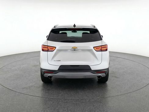 Used 2025 Chevrolet Blazer LT image 7