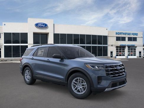 New 2026 Ford Explorer Active image 7