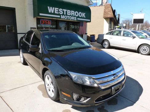 Used 2012 Ford Fusion SE image 1