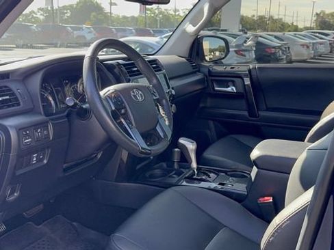 Used 2024 Toyota 4Runner TRD Off-Road Premium w/ Moonroof Package AWD/4WD image 30