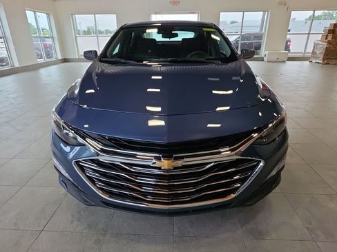Used 2024 Chevrolet Malibu LT FWD image 3
