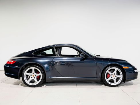 Used 2006 Porsche 911 Carrera 4 image 2