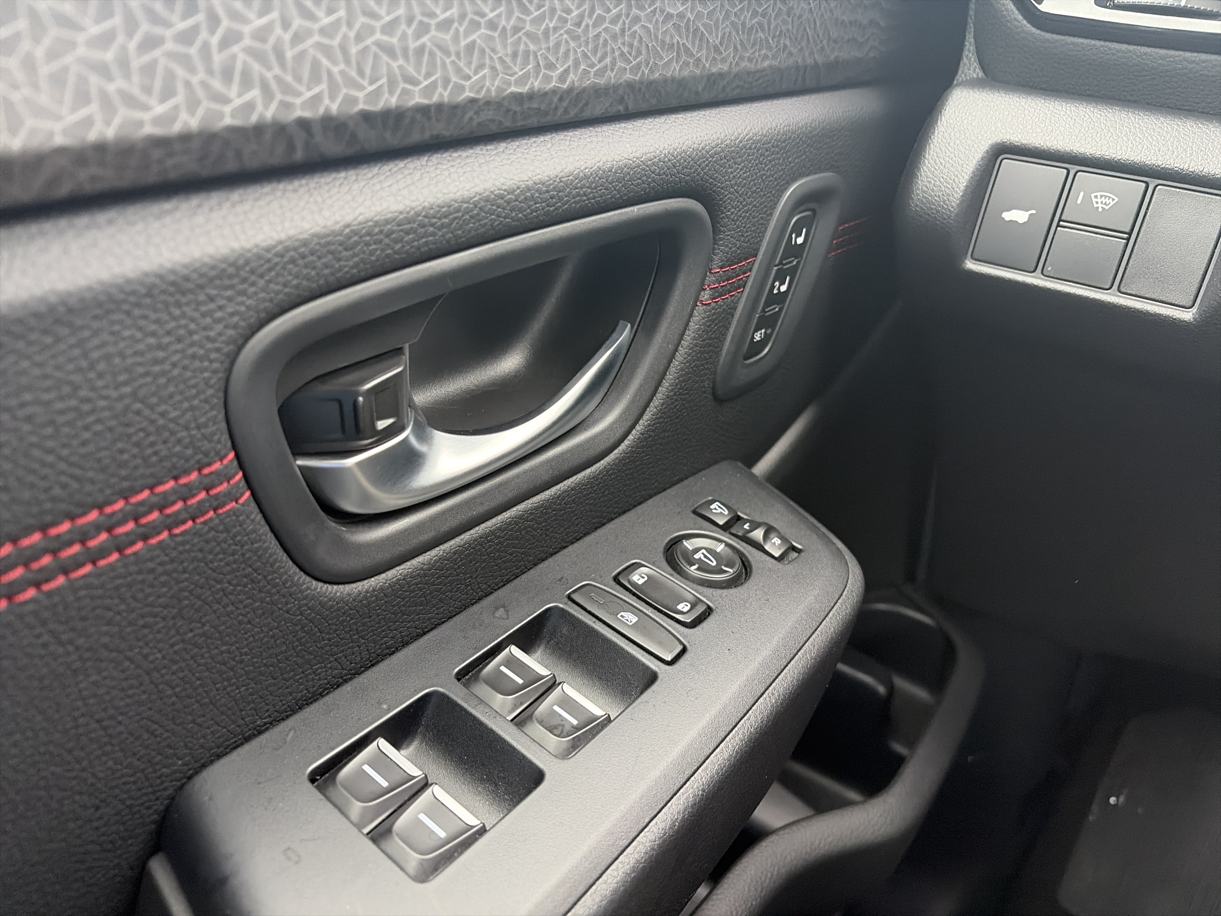 Certified 2026 Honda Pilot Black Edition image 28