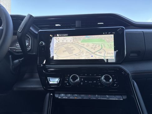 New 2025 GMC Sierra 2500 AT4 w/ AT4 Premium Plus Package image 39