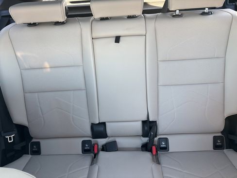 Used 2025 BMW X1 xDrive28i w/ Technology Package image 29