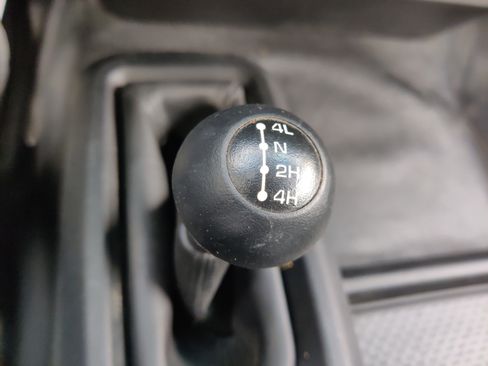 Used 2020 RAM 3500 Tradesman w/ Chrome Appearance Group image 32