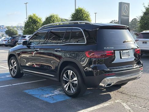 Certified 2025 Mercedes-Benz GLB 250 image 5