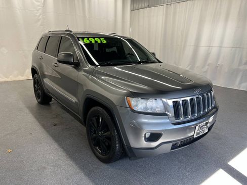 Used 2012 Jeep Grand Cherokee Laredo AWD/4WD image 3