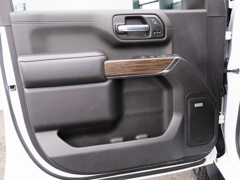 Used 2023 Chevrolet Silverado 3500 High Country image 14