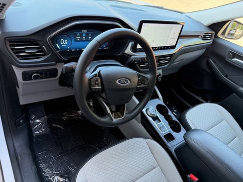 Used 2023 Ford Escape Active w/ Tech Pack #2 AWD/4WD image 29