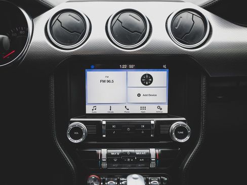 Used 2018 Ford Mustang Coupe w/ Equipment Group 101A image 4