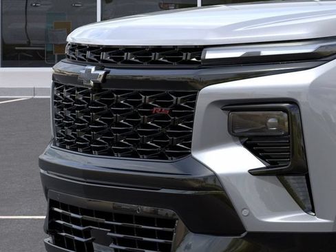 New 2026 Chevrolet Traverse RS w/ LPO, Floor Liner Package FWD image 13