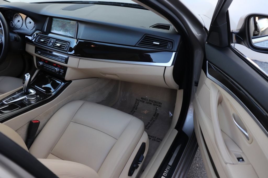 Used 2015 BMW 528i Sedan RWD image 31