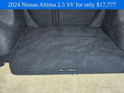 Used 2024 Nissan Altima 2.5 SV FWD image 16
