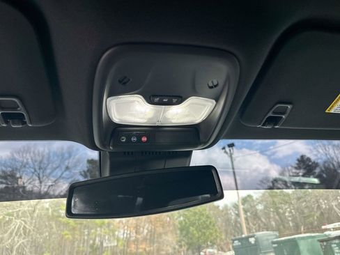 Used 2023 GMC Canyon AT4X image 19