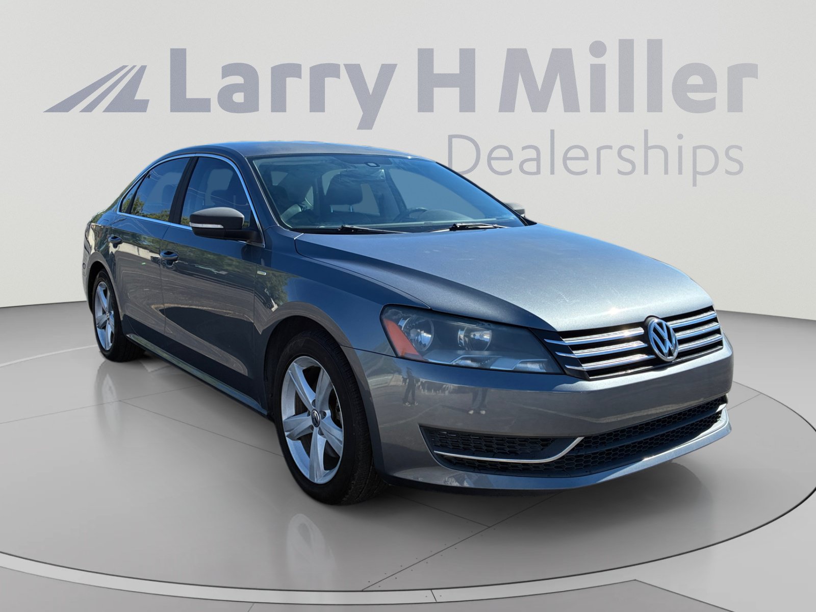 Used 2014 Volkswagen Passat 1.8T Wolfsburg Edition FWD image 7