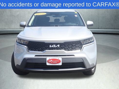 Used 2022 Kia Sorento LX AWD/4WD image 2