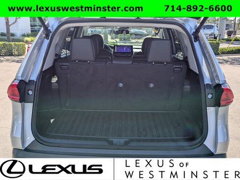 Used 2024 Toyota Grand Highlander XLE image 11