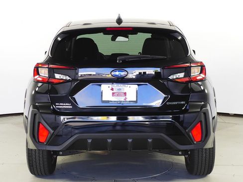 Certified 2025 Subaru Crosstrek 2.0i image 8