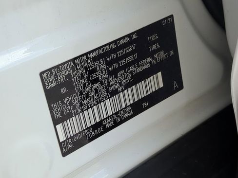 Used 2021 Toyota RAV4 LE image 26