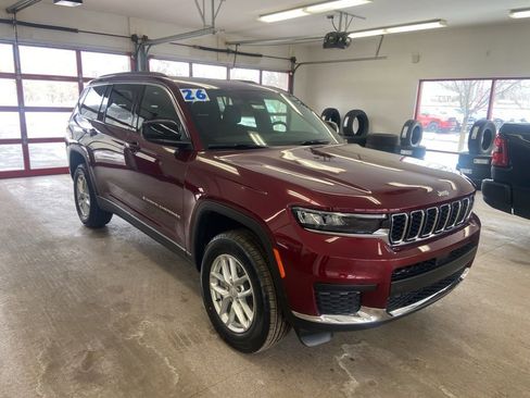 New 2026 Jeep Grand Cherokee L Laredo image 1