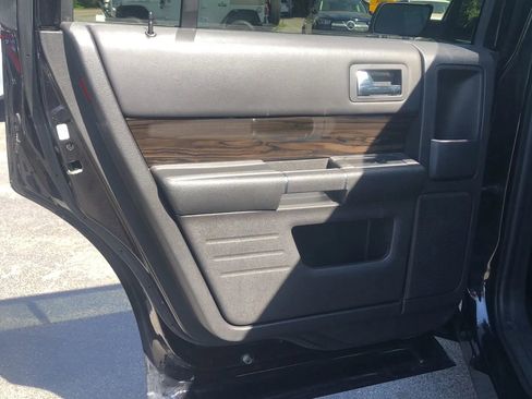 Used 2019 Ford Flex SEL w/ Equipment Group 202A AWD/4WD image 15