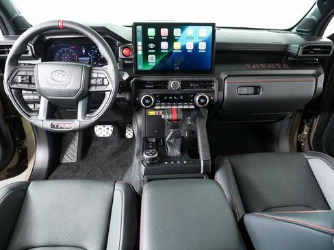 Used 2025 Toyota Tacoma TRD Pro AWD/4WD image 18