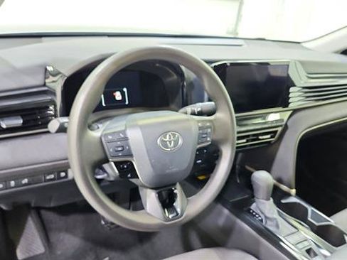 Used 2025 Toyota Camry LE FWD image 17
