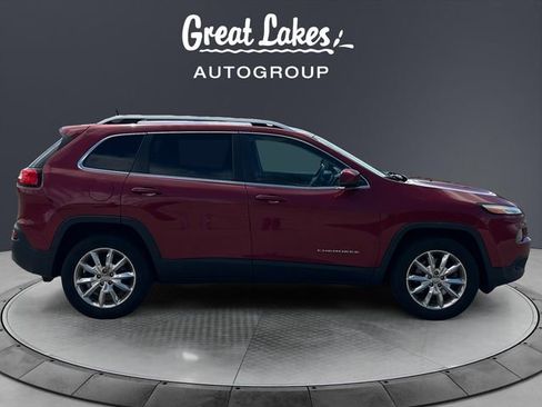Used 2016 Jeep Cherokee Limited AWD/4WD image 6