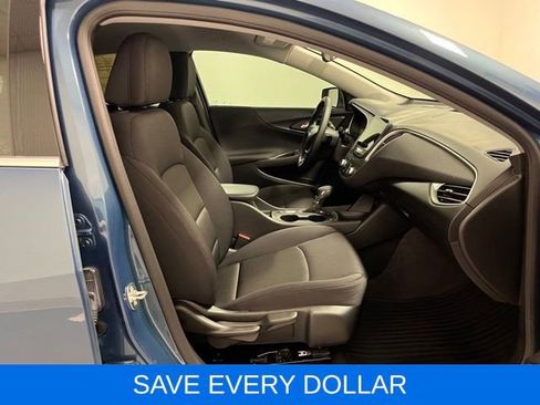 Used 2024 Chevrolet Malibu RS image 23