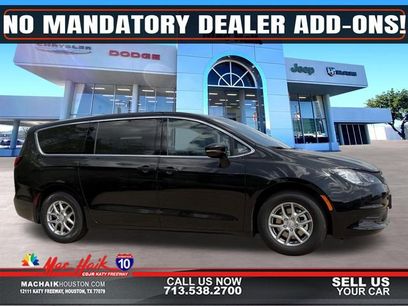 New 2026 Chrysler Voyager LX