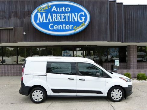 Used 2022 Ford Transit Connect XL image 4