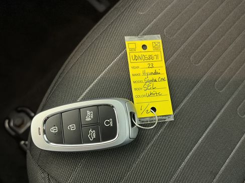 Certified 2023 Hyundai Santa Cruz SEL image 32