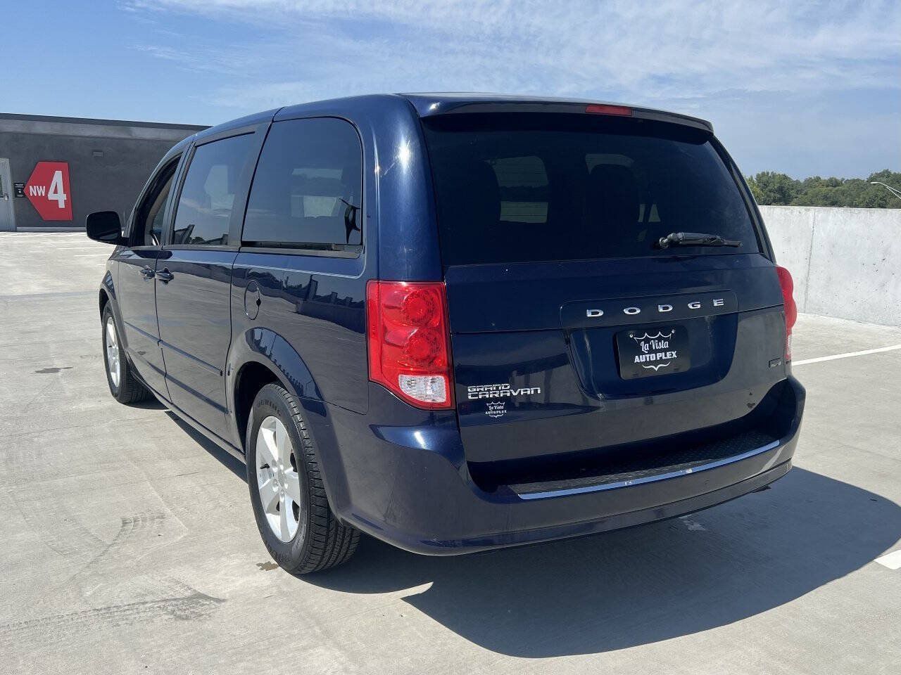 Used 2013 Dodge Grand Caravan SE FWD image 6